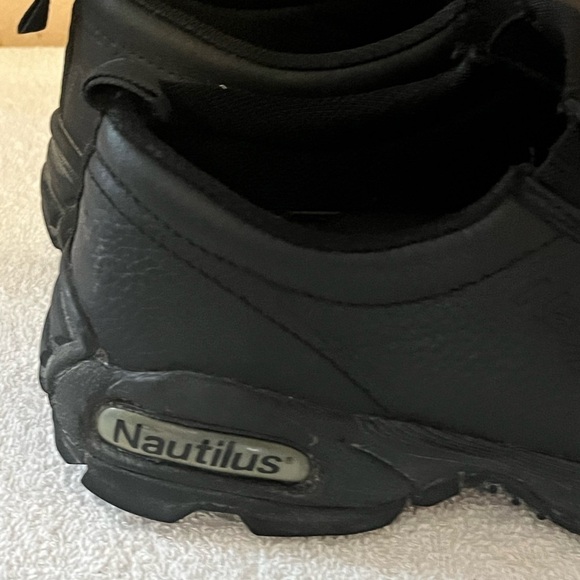 Nautilus Black Safety Steel Toe Shoes Sz 10M main image 12